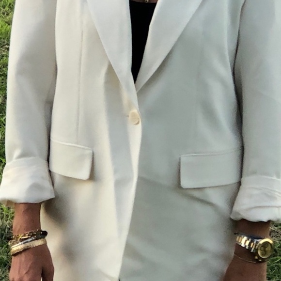 Zara Bermuda Shorts and Blazer - Picture 5 of 7